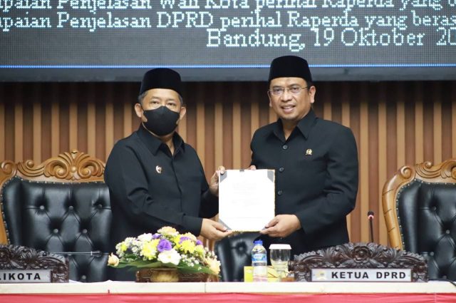 DPRD Kota Bandung Gelar Rapat Paripurna Sampaikan Sejumlah Penjelasan Raperda