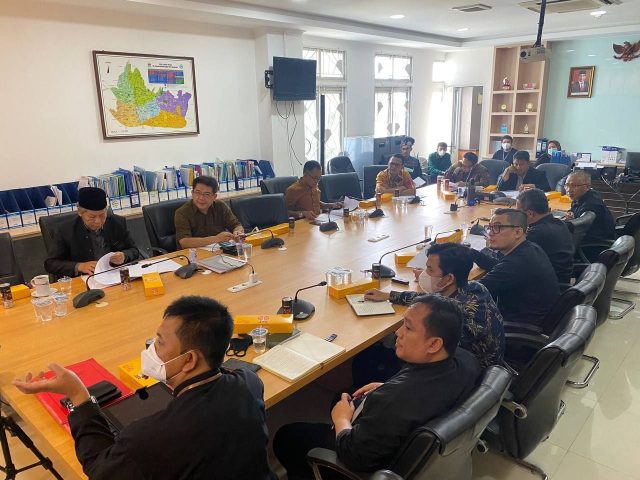Pansus 8 DPRD Kota Bandung Bahas Raperda Terkait Matriks Perubahan