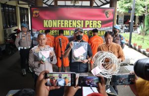 Polisi Tangkap Empat Tersangka Kuli Bangunan di Bandung Barat Mencuri Mesin Hingga Kabel di Tempat Kerjanya