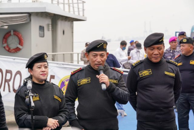 Kapolri Pastikan Proses Pencarian Kru Helikopter P-1103 Dilakukan Maksimal