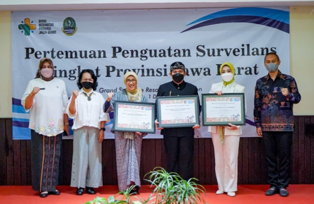 Dukung Pelaksanaan BIAN Tahap II 2022, Kadisdik Jabar Raih Penghargaan Dari UNICEF