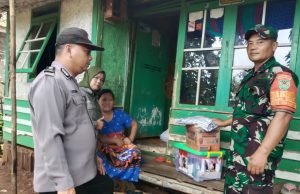 Polri Terus Salurkan Bantuan Sembako Kepada Korban Gempa Cianjur