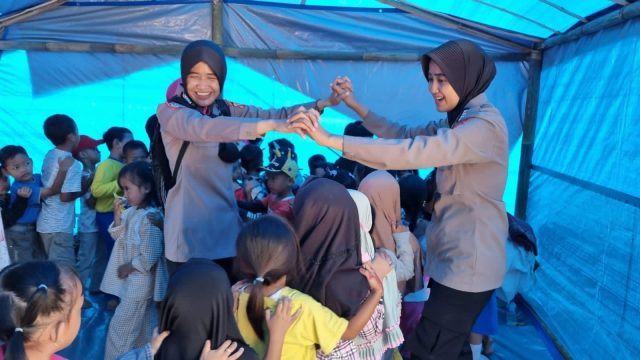Polri Berikan Trauma Healing di TK Hidayatusibyan Pasca Gempa Cianjur