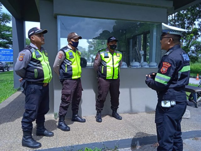 Di Awal Tahun 2023, Anggota Polri Terus Genjot Pembinaan dan Penyuluhan Kamseltibcarlantas