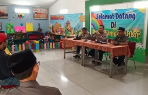 Lebih Dekat dengan Masyarakat, Polisi Selenggarakan Kegiatan 'Jumat Curhat'