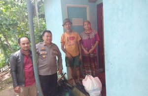 Polisi Beri Bantuan Sembako untuk Warga Korban Kebakaran Rumah