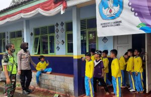 Polisi Sosialisasikan Bahaya Nitrogen Cair Pada Makanan di Sekolah