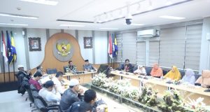 DPRD Kota Bandung Terima Audiensi AMPUHIS Bahas Usulan Raperda Pencegahan LGBTQ