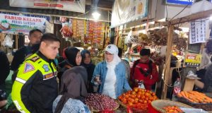 Antisipasi Ketersediaan Stok Pangan Jelang Ramadhan 1444 H Polisi Sidak Pasar Tradisional