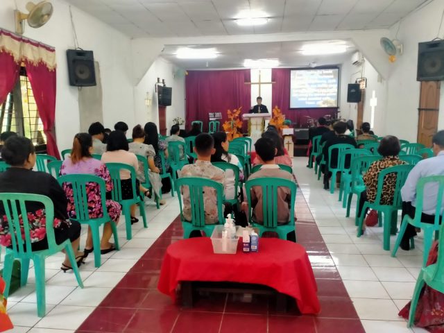 Polisi Pengamanan Ibadah Paskah di Beberapa Gereja