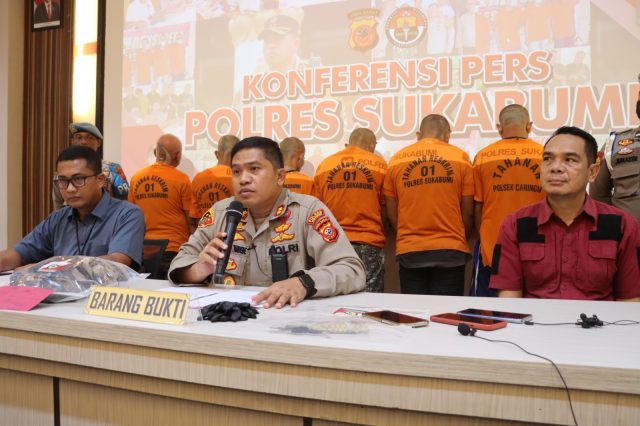 Polisi Ciduk 6 Orang Pelaku Penculikan dan Pengeroyokan di Sukabumi Polisi Ciduk 6 Orang Pelaku Penculikan dan Pengeroyokan di Sukabumi