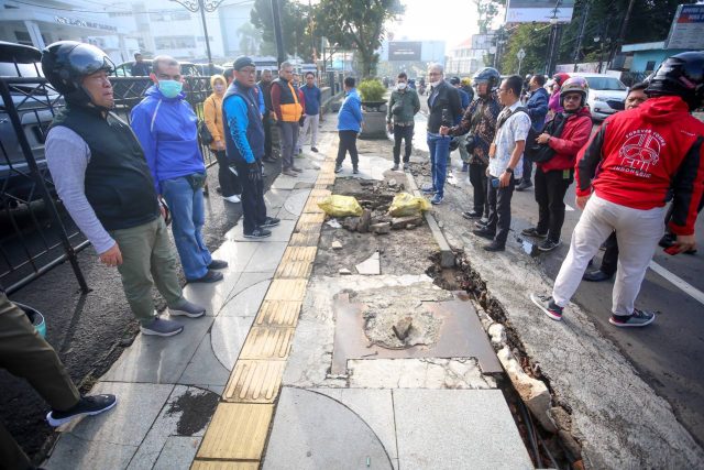 Ruas Jalan Riau - Banda Bebas Kabel Udara Akhir Mei Ini