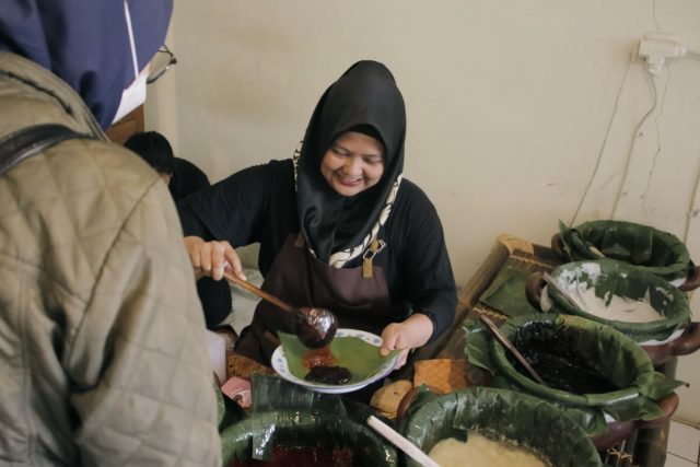 Makanan Khas Jawa Ada di Dago Loh! Yuk Cobain Bubur Jenang Ndalem Katresnan