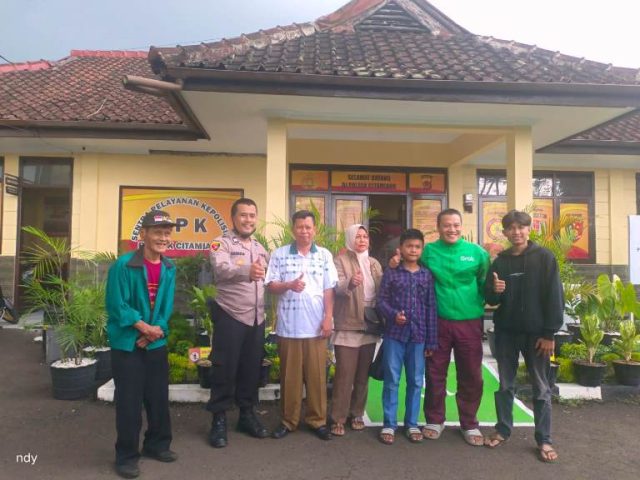 Polisi Pertemukan Bocah yang Sempat Hilang dengan Orang Tuanya