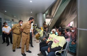 Kerja Sama dengan Berbagai Perusahaan, RSUD Bandung Kiwari Operasi 105 Pasien Katarak Secara Gratis