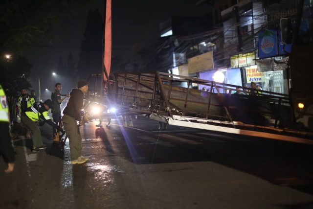Satpol PP Kota Bandung AkanTertibkan Ratusan Reklame Ilegal di Sejumlah Titik
