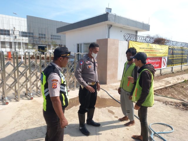 Polda Jabar Ingatkan Security Lebih Ketat Terhadap Id Pengenal untuk Karyawan Atau Orang yang tidak Berkepentingan di Sekitar Jalur Perlintasan Proyek KCJB