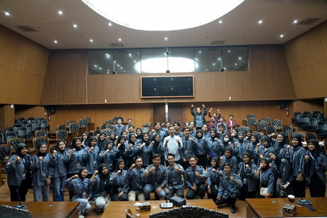Audiensi dengan Mahasiswa Muhammadiyah, Anggota Komisi D Paparkan Fungsi DPRD Kota Bandung