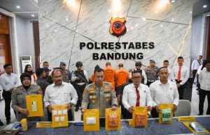 Polisi Tangkap Pasutri di Bandung Lantaran Kendalikan Peredaran Sabu