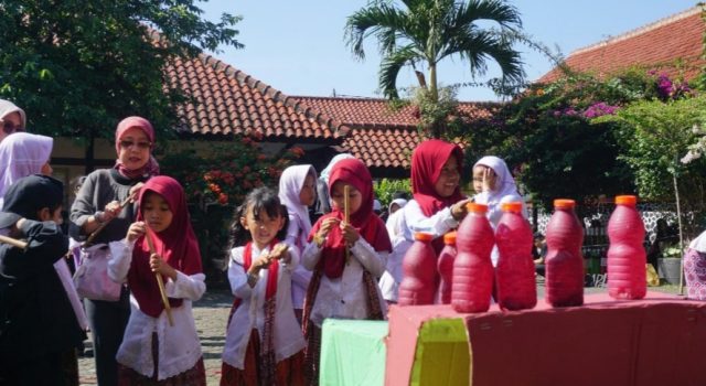 ISBI Gelar Kegiatan Nyampeur Sebagai Sarana Komunikasi Budaya ISBI Gelar Kegiatan Nyampeur Sebagai Sarana Komunikasi Budaya