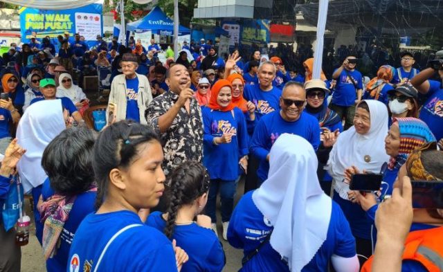 Jalan Santai PWI Pusat HUT ke-62 IKWI Berlangsung Meriah