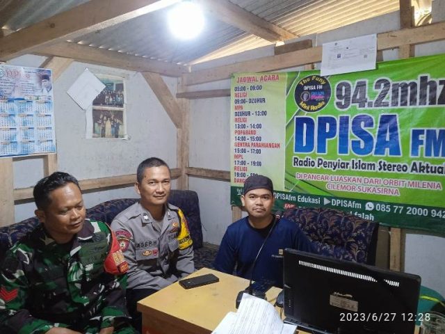 Polisi Sambang Silaturahmi ke Warga Desa Kertaharja Sosialisasikan Bahaya TPPO