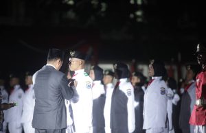 Plh Wali Kota Bandung Kukuhkan Anggota Paskibraka Kota Bandung