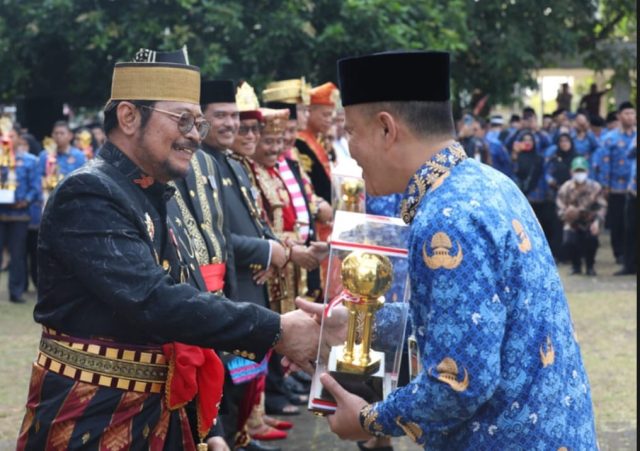 DKPP Kota Bandung Raih Piala Abdibaktitani Berkat Program Buruan Sae