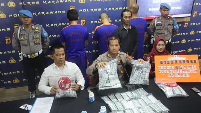 bertempat di ruang Vicon,