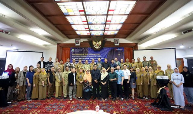 Pansus 5 DPRD Kota Bandung Bahas Kelanjutan Raperda Penataan Pusat Perbelanjaan dan Toko Swalayan