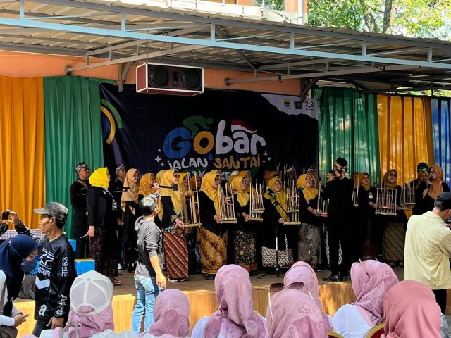 Peringati HJKB, Ribuan Warga Ikuti Gowes Bareng dan Jalan Santai