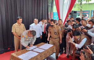 Polrestabes Bandung Launching Lembur Cepot Juara 'Bebas Narkoba' di Kecamatan Andir Guna Tekan Peredaran Narkoba