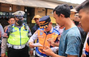 Tidak Miliki Izin, Dishub Kota Bandung Tutup Parkir Liar Eks Palaguna