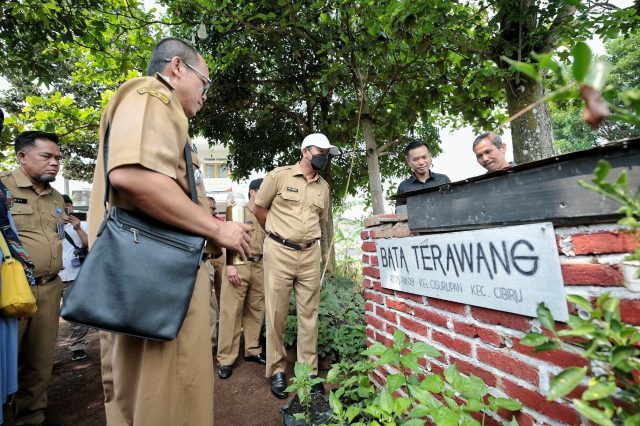 Darurat Tanggap Sampah Diperpanjang, Ema: Masih Ada Waktu