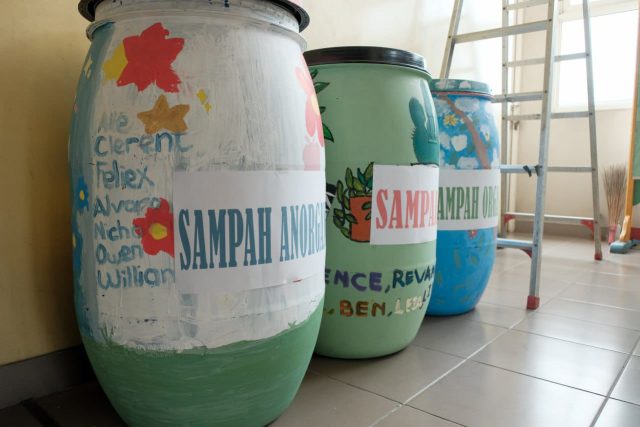 SD Pelita Fajar Latih Para Siswanya Budayakan Memilah Sampah