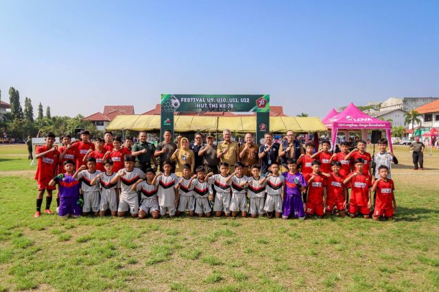 Pj Wali Kota Bandung Apresiasi Turnamen Sepak Bola Dini Sesko AD