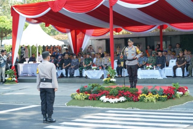Polda Jabar Gelar Pasukan Menghadapi Operasi Mantap Brata Mengamankan Pemilu Damai 2024