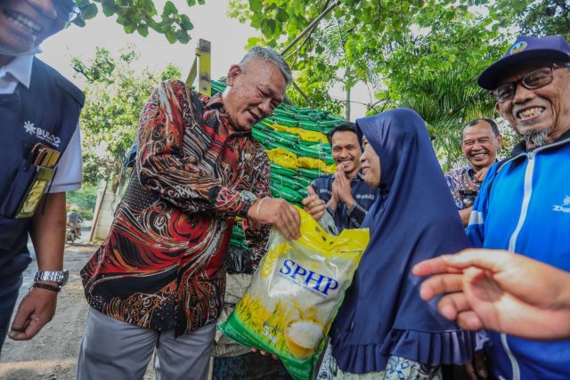 Pemkot dan Bulog Siapkan 10 Ton Beras di Pasar Murah Andir