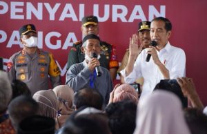 Di Awal Tahun 2024, Pos Indonesia Distribusikan BP CBP di Gudang Bulog Gumilir Cilacap