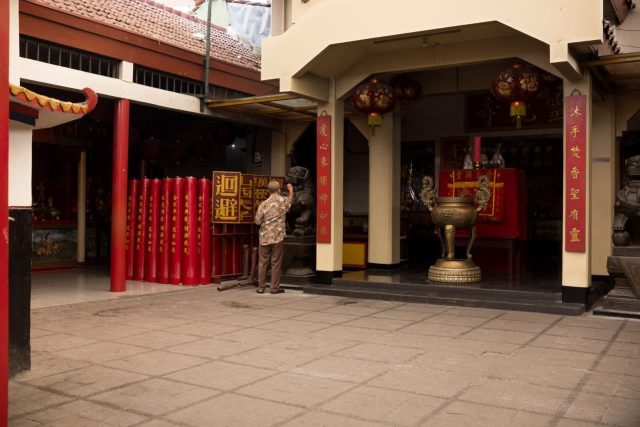 Sambut Imlek, Begini Persiapan di Vihara Dharma Ramsi Kota Bandung