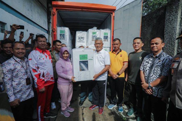 KPU Kota Bandung Mulai Distribusikan Logistik Pemilu