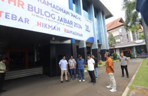 Tedy Rusmawan Pasar Murah Bulog Jabar Bantu Ringankan Kebutuhan Pokok Warga