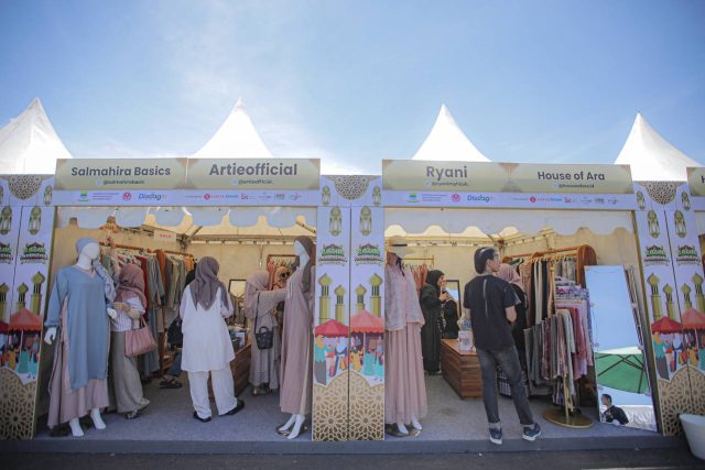 70 Pelaku UMKM Meriahkan Bazar Ramadan di Lotte Grosir Kota Bandung