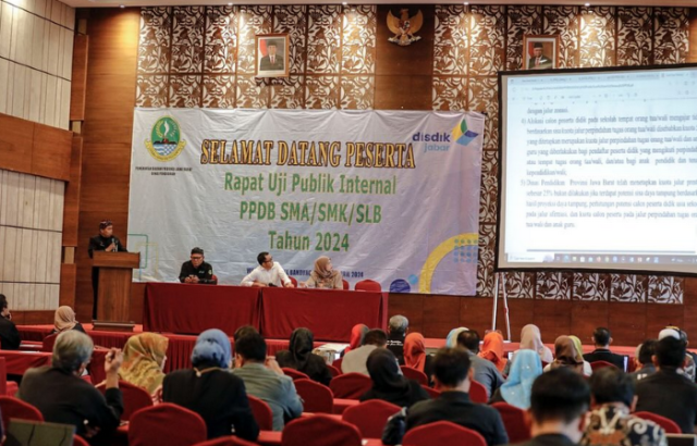 Kadisdik Jabar Hadiri Rapat Uji Publik Internal PPDB Tahun 2024