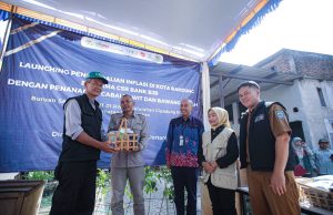 Bantu Kelompok Buruan Sae, Pemkot Bandung dan BJB Tanam 16.200 Bibit Cabai Rawit dan 150 Kilogram Bawang Merah