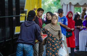 Bambang Tirtoyuliono Pastikan Operasi Pasar Bersubsidi Kota Bandung Tepat Sasaran