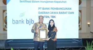 bank bjb Terima Sertifikat Penerapan Sistem Manajemen dan Produk dari Komite Akreditasi Nasional