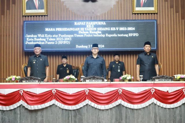 Bahas Raperda RPJPD Kota Bandung 2025-2045 DPRD Bentuk Pansus 2