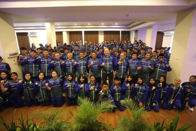 Hadiri Pelepasan Atlet Kontingen Kota Bandung, Tedy Rusmawan: Kita Berharap Juara Umum Popwilda Wilayah IV Jabar 2024