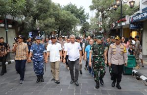 Monitoring Program Braga Free Vehicle, Tedy Rusmawan Minta Parkir Liar Ditindak Tegas